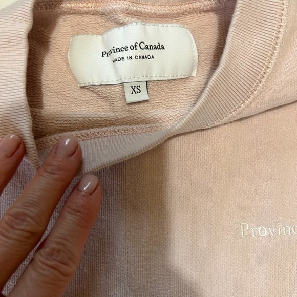 Province of Canada French Terry Crop Sweatshirt Champagne - Picture 5 of 5